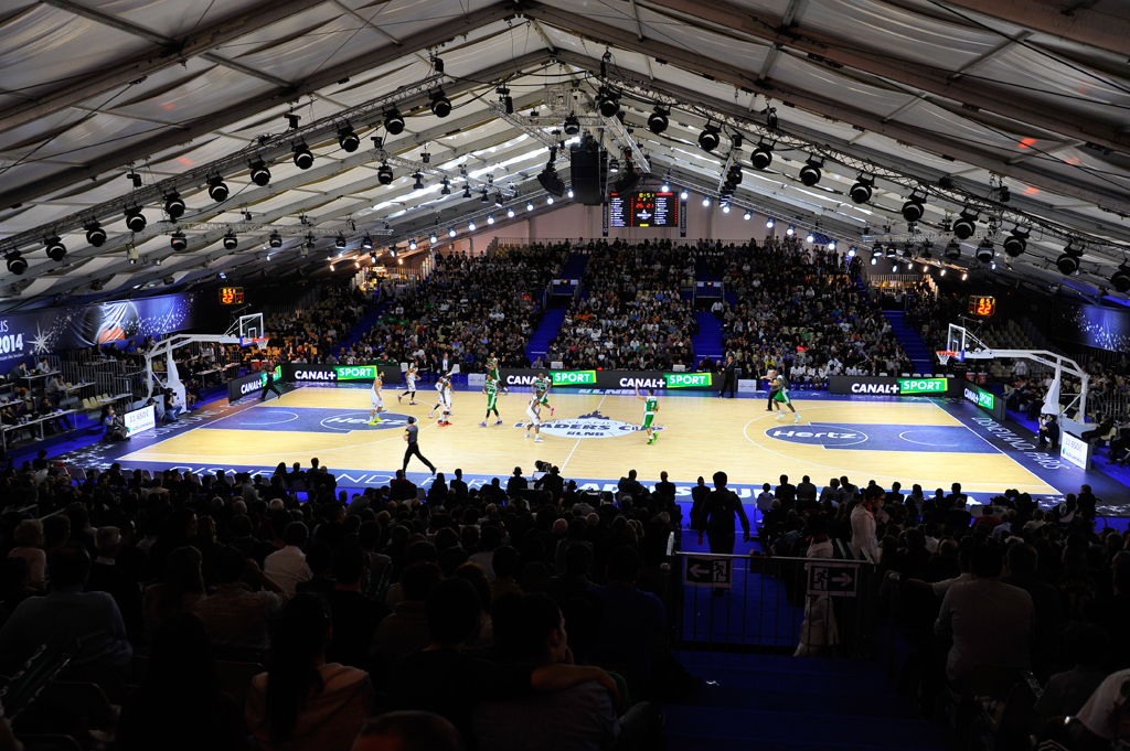 led-video-screen-eeaders-cup-2014-1