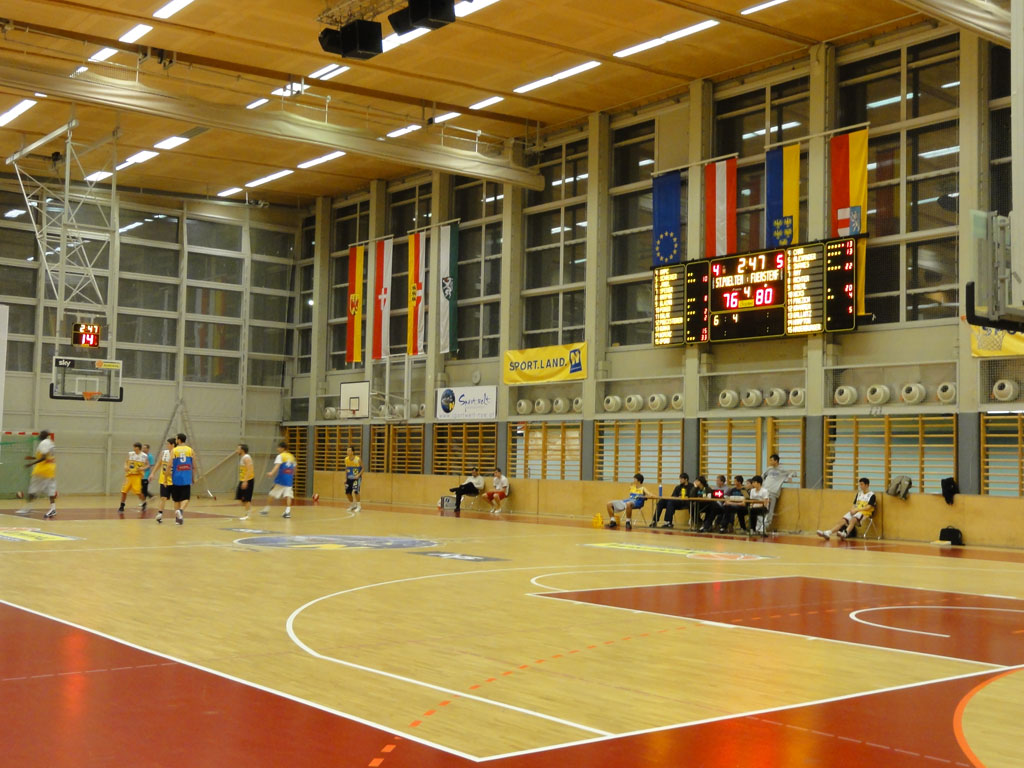 Bodet - Marcadores de baloncesto del Sport Zentrum Niederösterreich, Austria-3